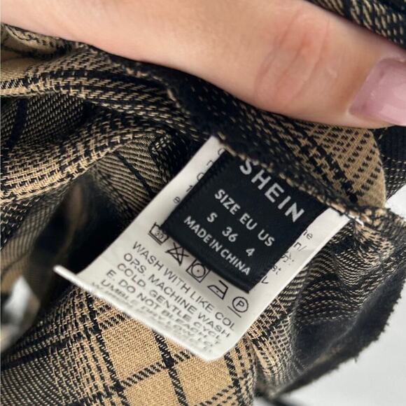 Women's Plaid V-neckline Mini Dress Size Small - Picture 4 of 4